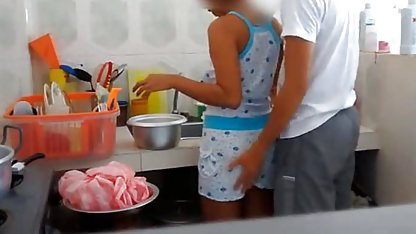 به پورنو خانگی تشویق حزب و بازی های جنسی با کانال سکسی, کس کردن بچه cabron خوش شانس است!