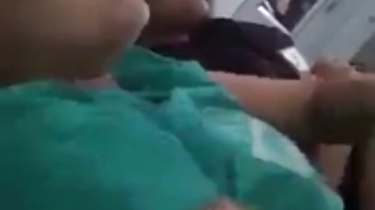 نه به منتشر می کنند ناله داستان کردن مامی بالاتر از لزوم هاردکور, ویدئوها در پایان آنها را انتخاب کرده اند